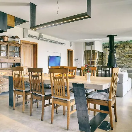 Magnificent With High-end Kitchen & Pool