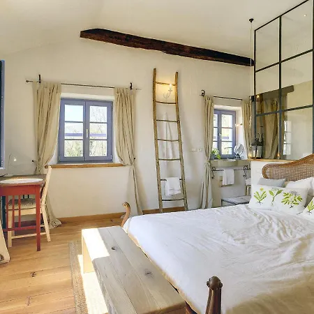 Magnificent With High-end Kitchen & Pool *