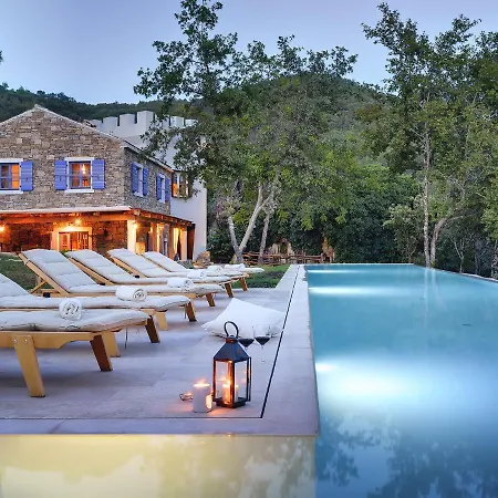 Magnificent With High-end Kitchen & Pool Villa *