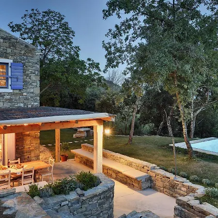 Magnificent With High-end Kitchen & Pool Villa